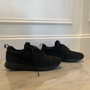 Nike Flyknit Roshe Run